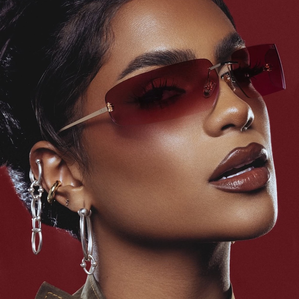 DEZI Rimless Sunglasses with Red Gradient Lenses and Gold Temples